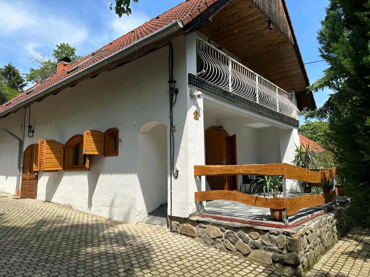 Parraghegy Apartman Villa Zalaszanto Ngoại thất bức ảnh